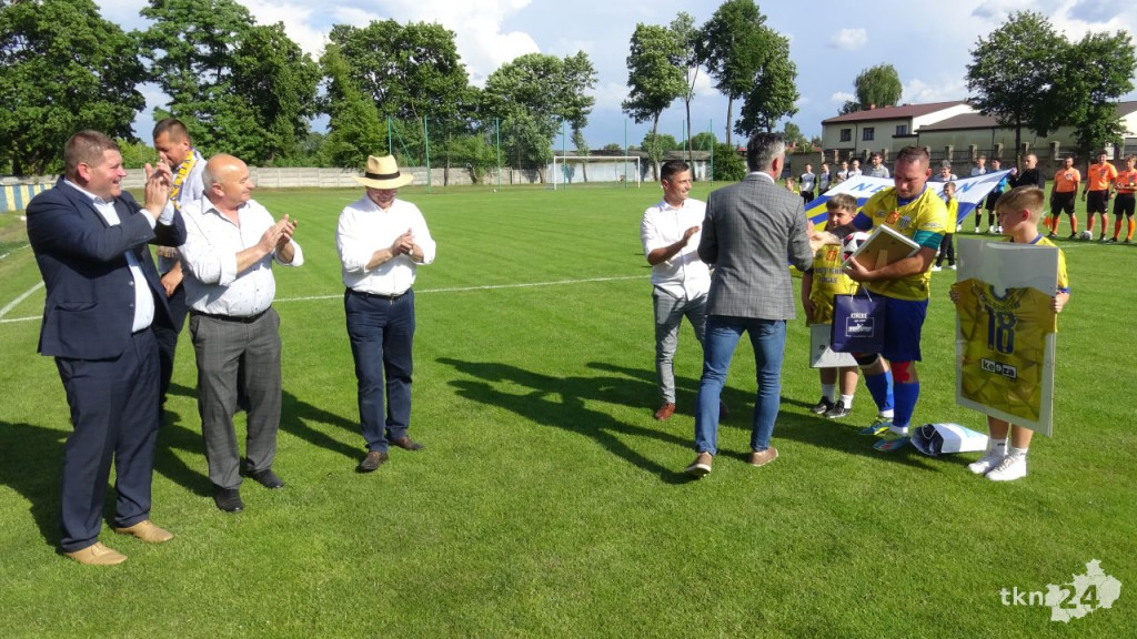 Neptun kończy sezon wygraną. Skoczylas kończy karierę. Tłumy na Sportowej! [wideo, zdjęcia]