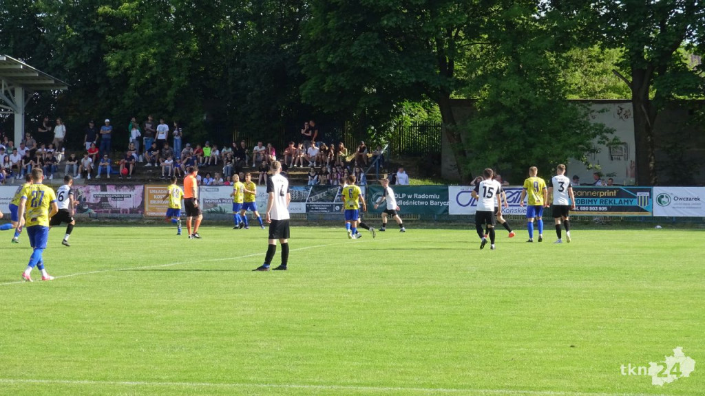 Neptun kończy sezon wygraną. Skoczylas kończy karierę. Tłumy na Sportowej! [wideo, zdjęcia]