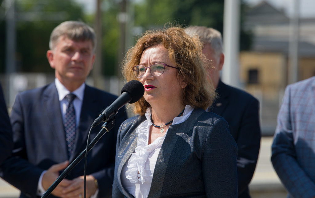 Modernizacja linii kolejowej 25. Podpisano umowę [zdjęcia]