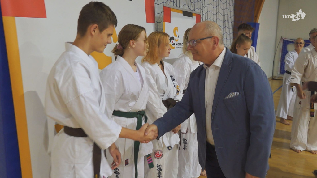 Karatecy jadą na Mistrzostwa Europy. Otrzymali gminne wsparcie [wideo, zdjęcia]