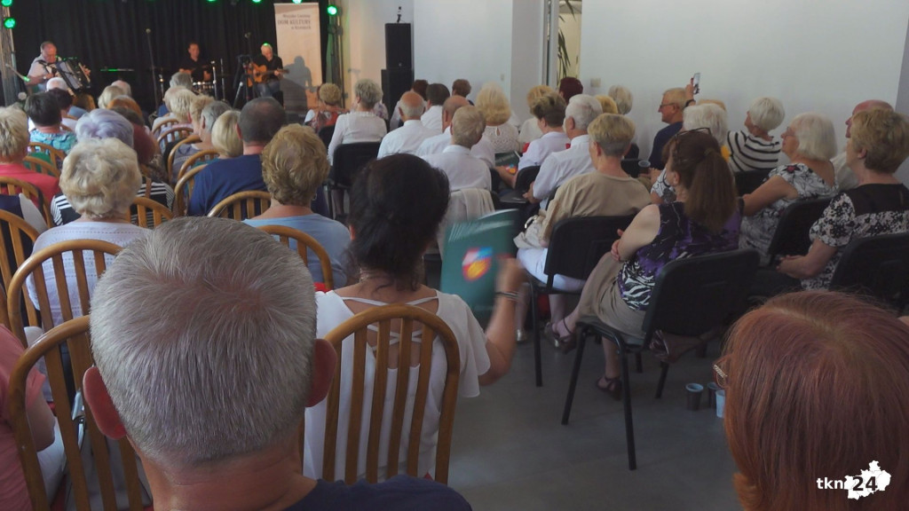 WIDEO: Zakończenie roku 22/23 na Uniwersytecie Trzeciego Wieku [wideo, zdjęcia]