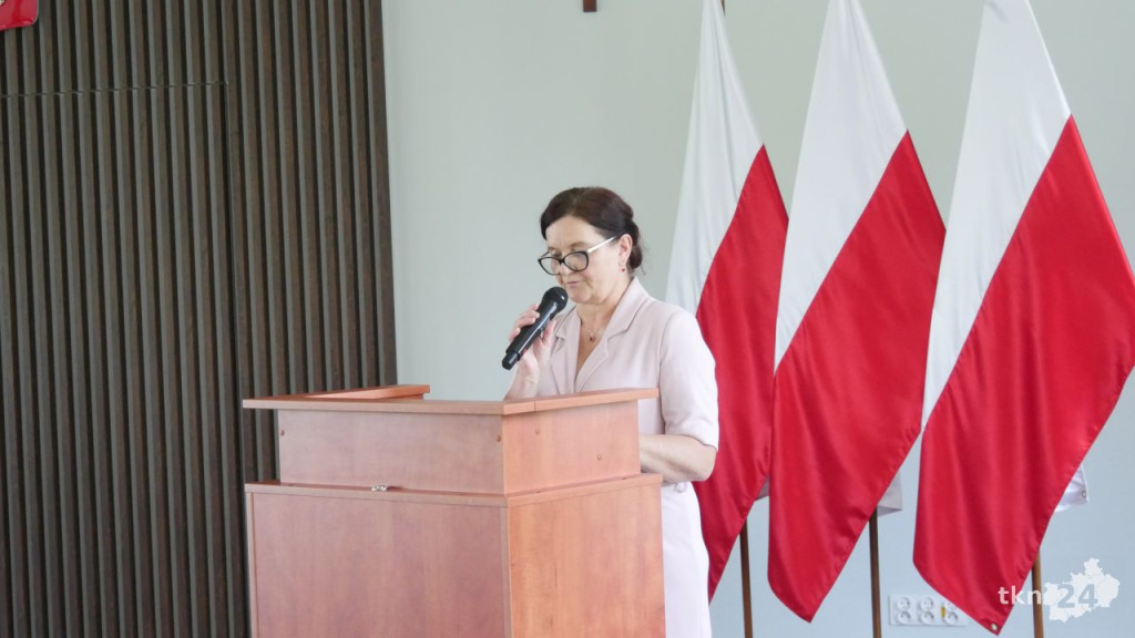 Starosta konecki nagrodził najlepszych uczniów minionego roku [wideo, zdjęcia]
