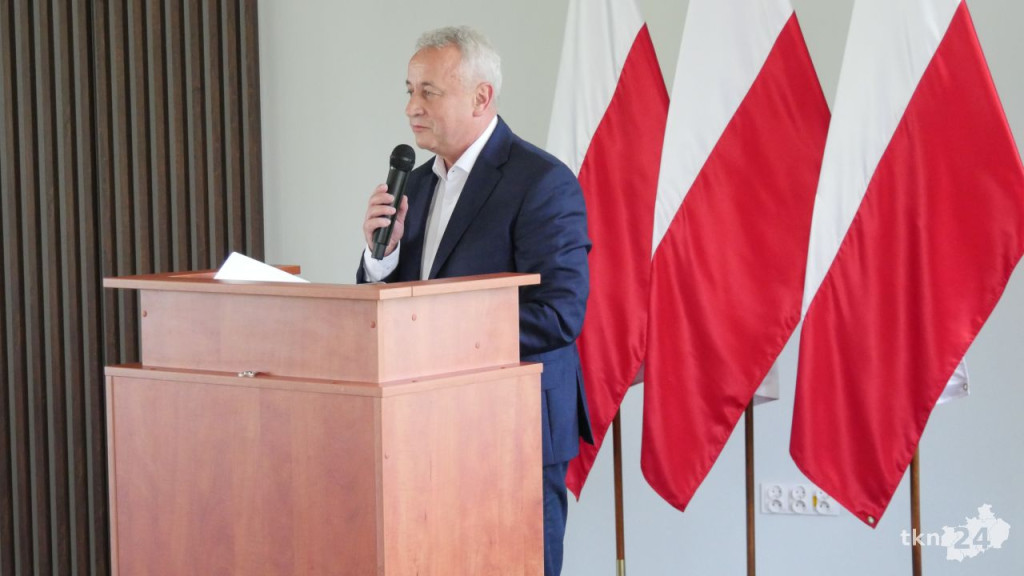 Starosta konecki nagrodził najlepszych uczniów minionego roku [wideo, zdjęcia]