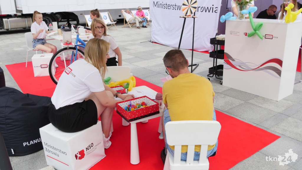 Zdrowe Życie. Duże zainteresowanie zdrowotnym eventem w Końskich [wideo, zdjęcia]
