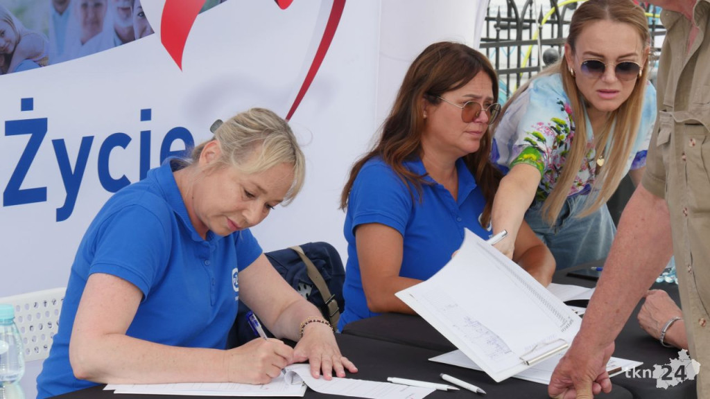 Zdrowe Życie. Duże zainteresowanie zdrowotnym eventem w Końskich [wideo, zdjęcia]
