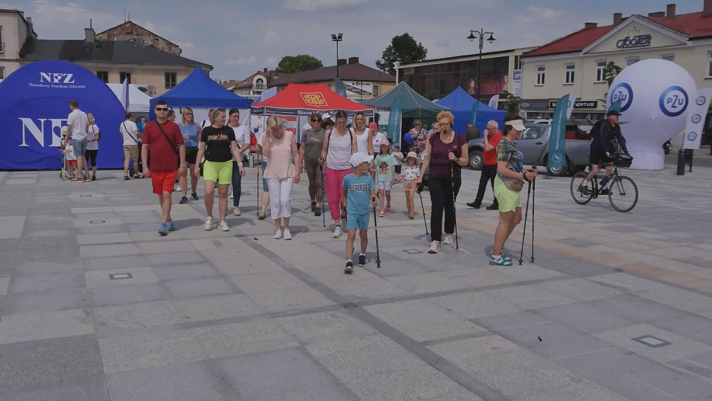 Spacer po zdrowie z Białego Miasteczka w Końskich [wideo, zdjęcia]