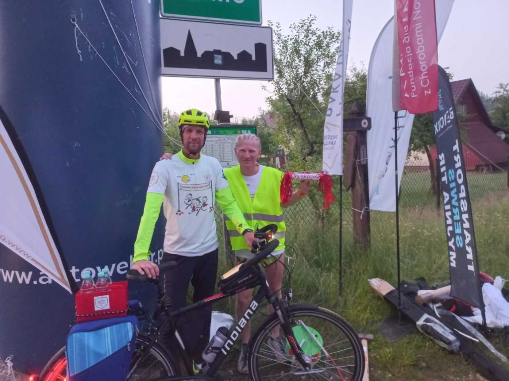 Z Piekła na Koniec Świata. W nocy wystartował u nas charytatywny bieg [zdjęcia]