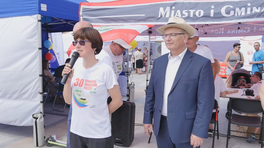 Spacer po zdrowie z Białego Miasteczka w Końskich [wideo, zdjęcia]