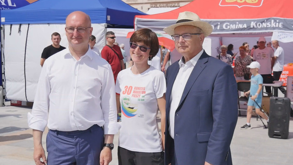 Spacer po zdrowie z Białego Miasteczka w Końskich [wideo, zdjęcia]
