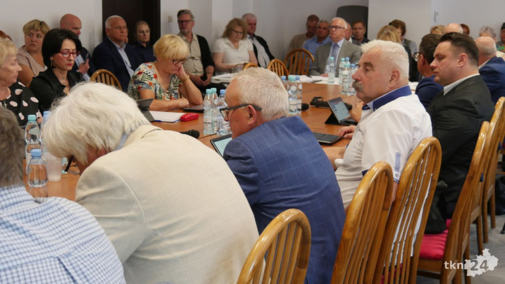 Obratański z jednogłośnym absolutorium. Uzyskał też wotum zaufania [wideo, zdjęcia]