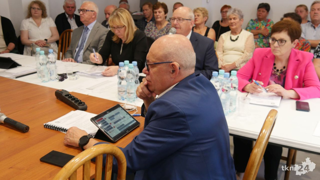 Obratański z jednogłośnym absolutorium. Uzyskał też wotum zaufania [wideo, zdjęcia]