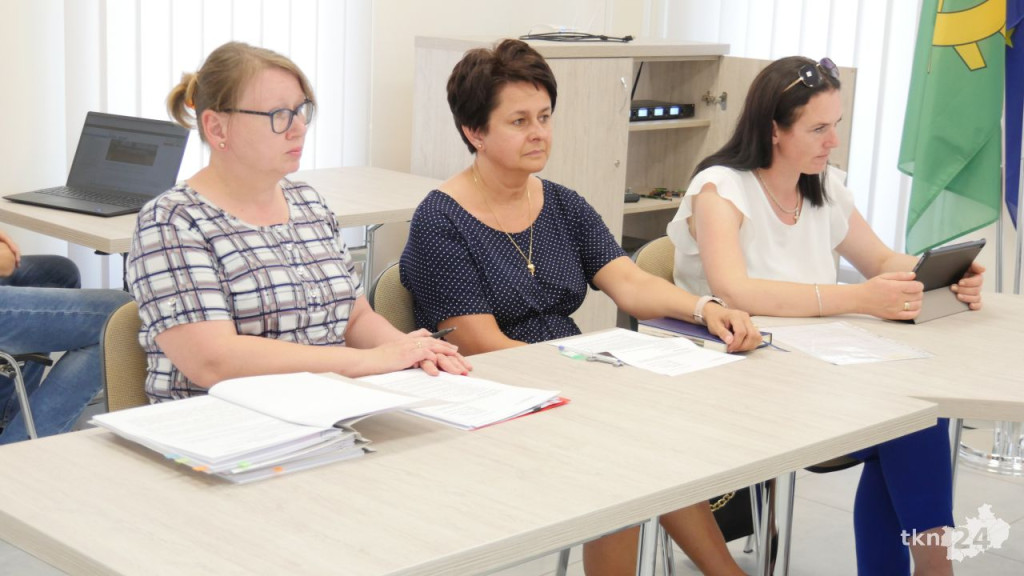 Wójt gminy Ruda Maleniecka z wotum zaufania i absolutorium [wideo, zdjęcia]