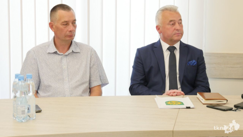 Wójt gminy Ruda Maleniecka z wotum zaufania i absolutorium [wideo, zdjęcia]