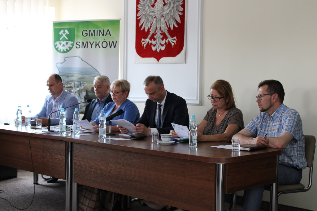Wotum zaufania i absolutorium dla wójta gminy Smyków