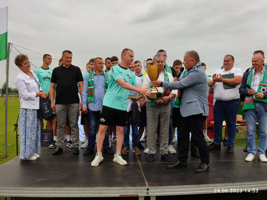Partyzant zagra w okręgówce. W Radoszycach fetowano awans [zdjęcia]