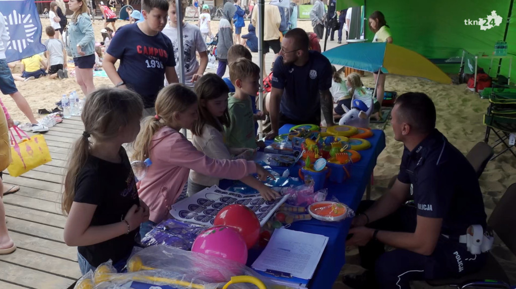 Kręci ich bezpieczeństwo nad wodą. Profilaktyczne wydarzenie w Sielpi [wideo, zdjęcia]
