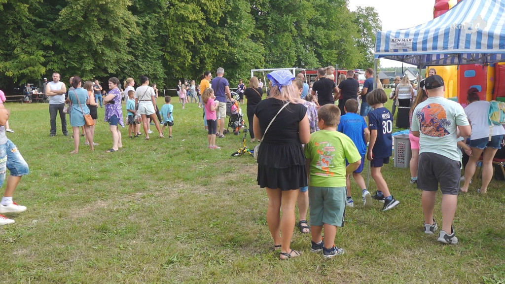 Znakomity piknik rodzinny w Sokołowie z prezentacją nowego KGW [wideo, zdjęcia]