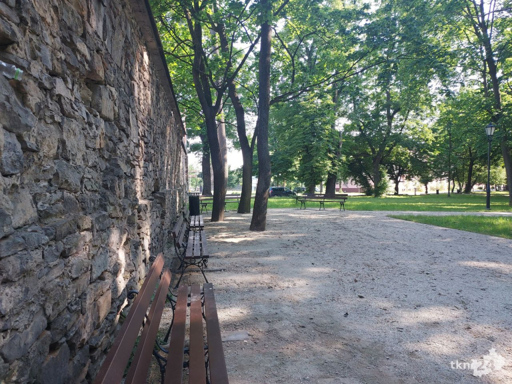 Park w Końskich pięknieje! Jest już monitoring [wideo, zdjęcia]