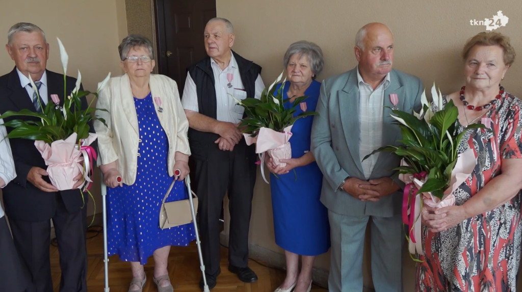 Piękny jubileusz stąporkowskich par [wideo, zdjęcia]