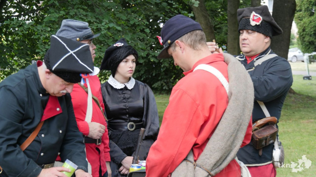 Rekonstrukcje historyczne podczas Kuźnic Koneckich [wideo, zdjęcia]