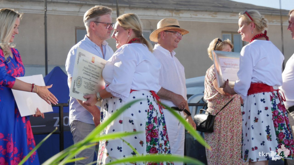 Przybyszowy triumfują w Przeglądzie Kół Gospodyń Wiejskich w Końskich [wideo, zdjęcia]