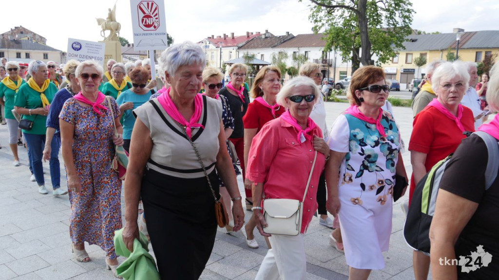 Piękne święto seniorów w Końskich [wideo, zdjęcia]
