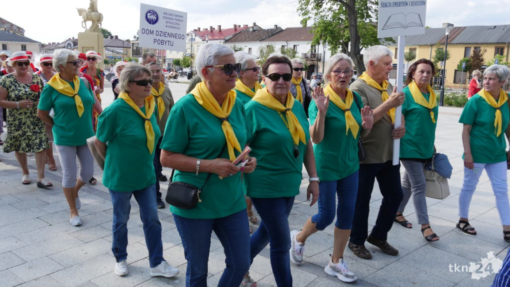 Piękne święto seniorów w Końskich [wideo, zdjęcia]