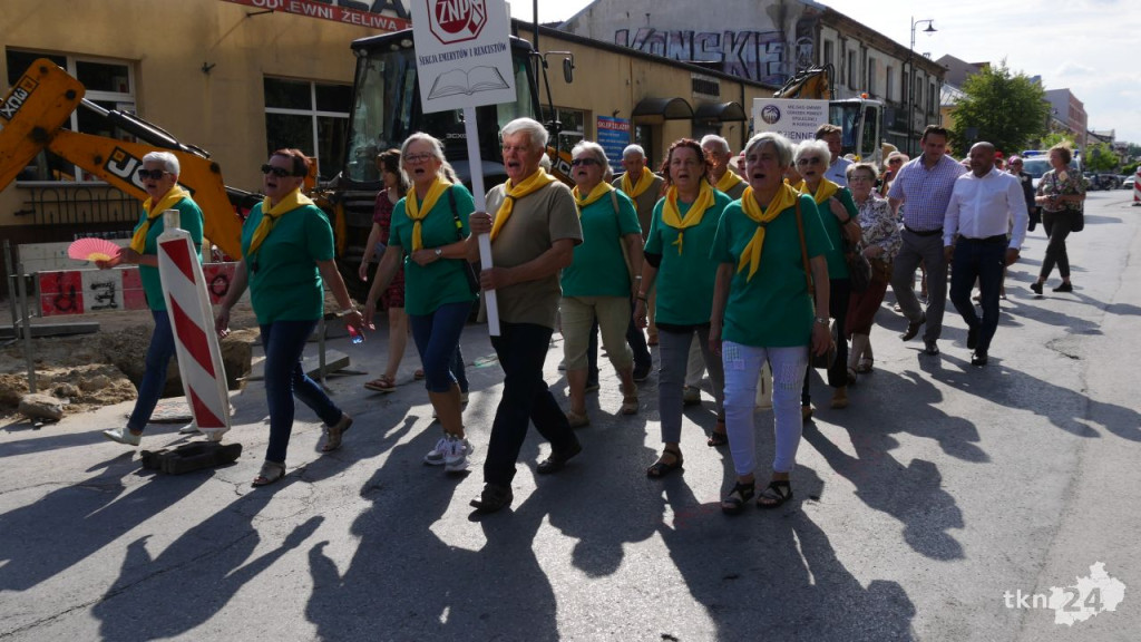 Piękne święto seniorów w Końskich [wideo, zdjęcia]