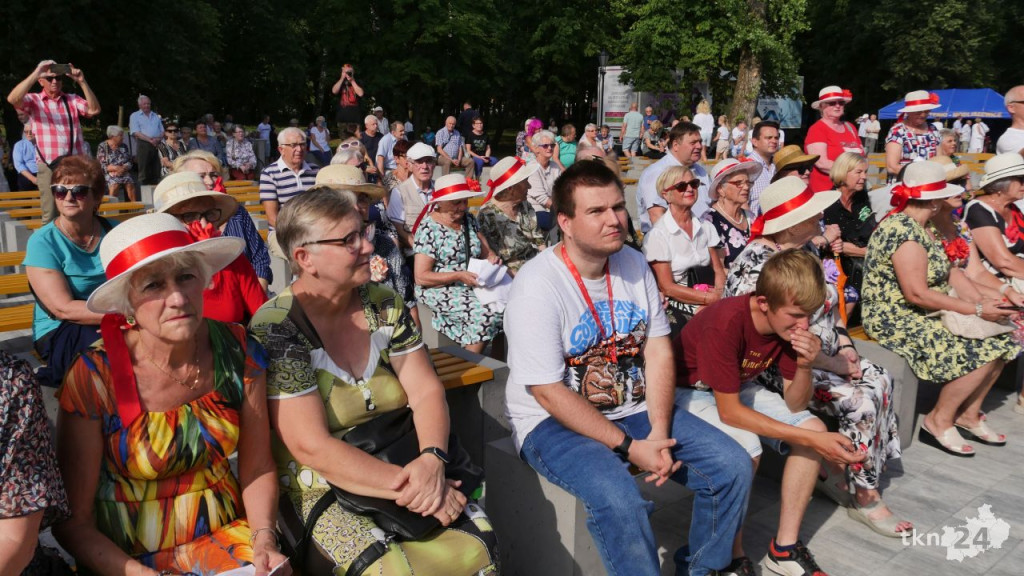 Piękne święto seniorów w Końskich [wideo, zdjęcia]