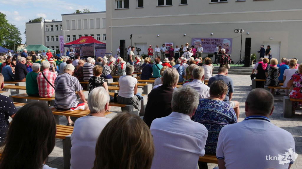 Piękne święto seniorów w Końskich [wideo, zdjęcia]
