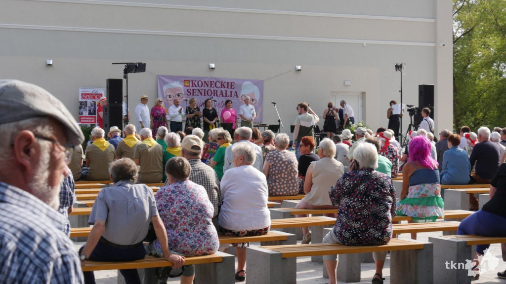 Piękne święto seniorów w Końskich [wideo, zdjęcia]