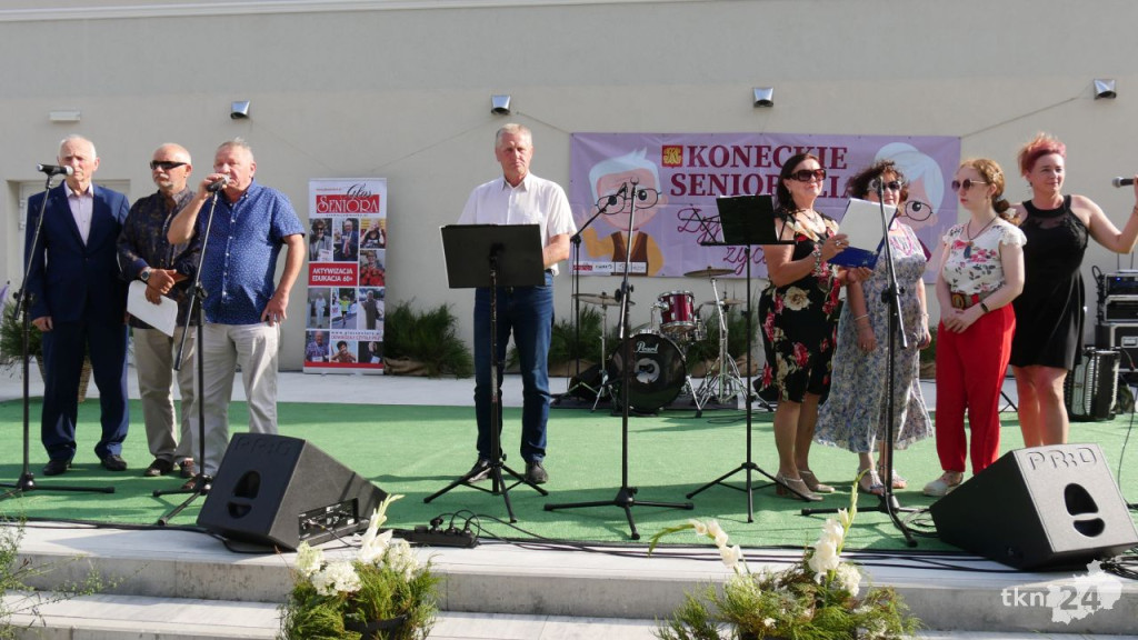 Piękne święto seniorów w Końskich [wideo, zdjęcia]