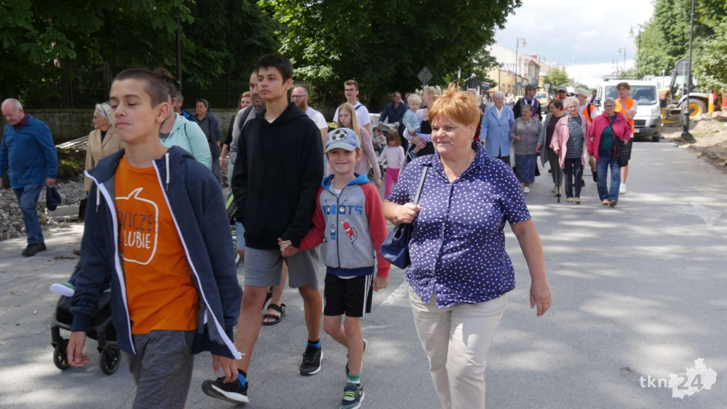 Na 45 konecką pielgrzymkę wyruszyło ponad 200 wiernych! [wideo,zdjęcia]