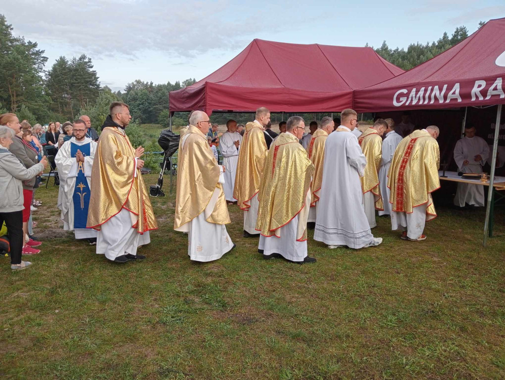 Na pątniczym szlaku. Zobaczcie zdjęcia z koneckiej pielgrzymki