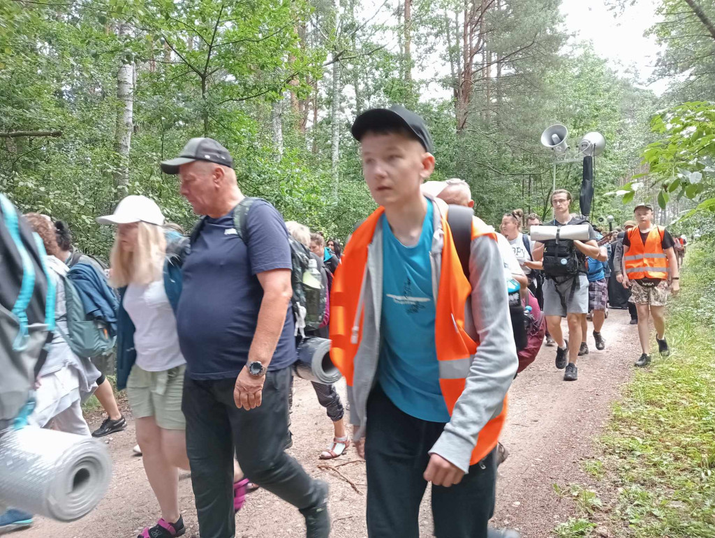 Na pątniczym szlaku. Zobaczcie zdjęcia z koneckiej pielgrzymki
