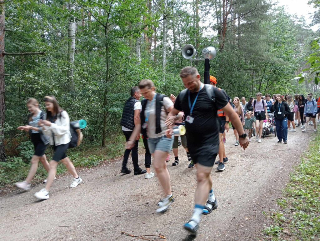 Na pątniczym szlaku. Zobaczcie zdjęcia z koneckiej pielgrzymki