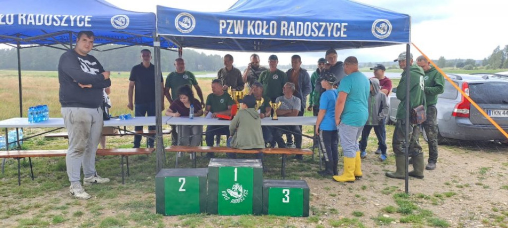 W Antoniowie wędkowali o puchar Burmistrza Radoszyc [zdjęcia]