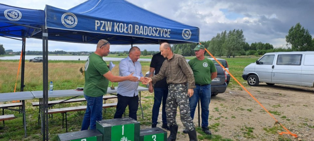 W Antoniowie wędkowali o puchar Burmistrza Radoszyc [zdjęcia]