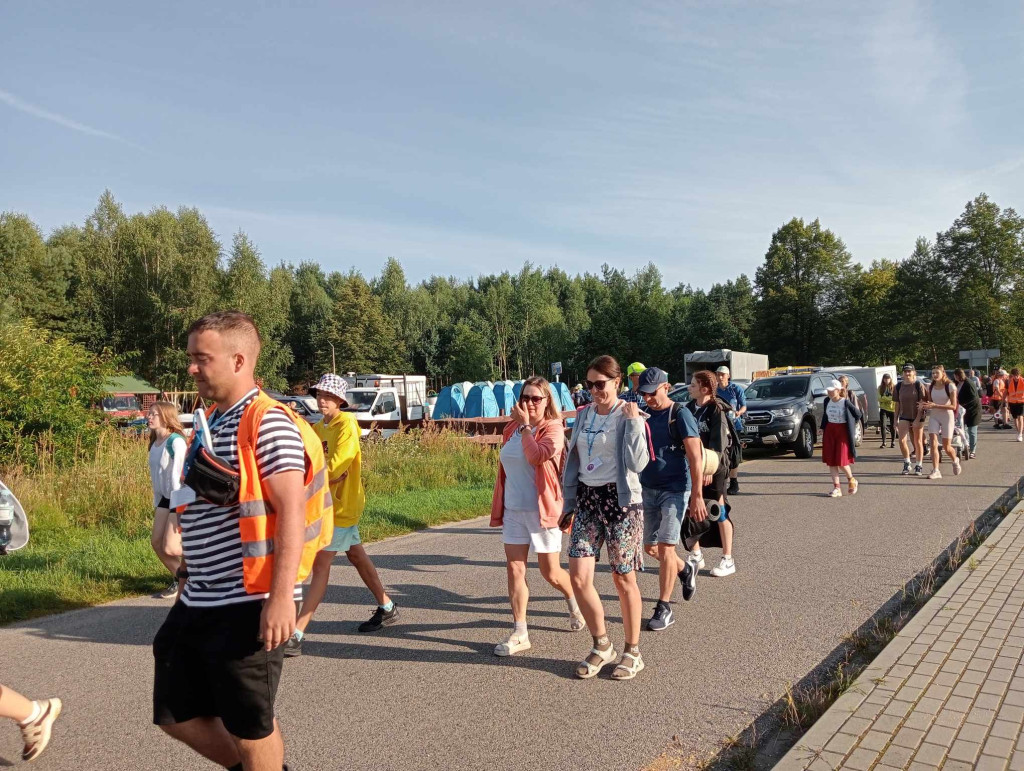 Kolejny dzień na pątniczym szlaku [fotorelacja]