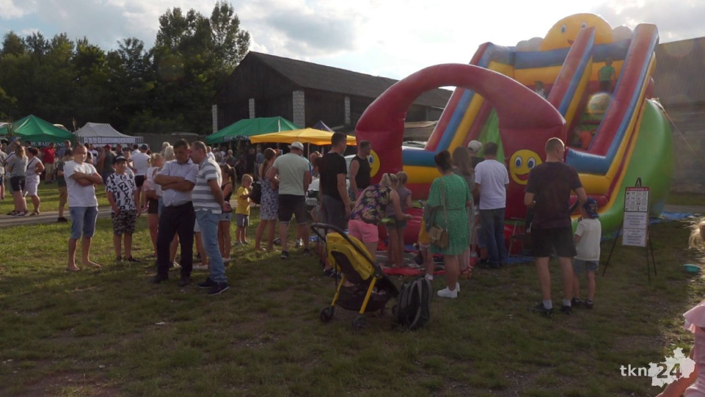WIDEO: Dożynki w Słupi Koneckiej z koncertem Miłego Pana