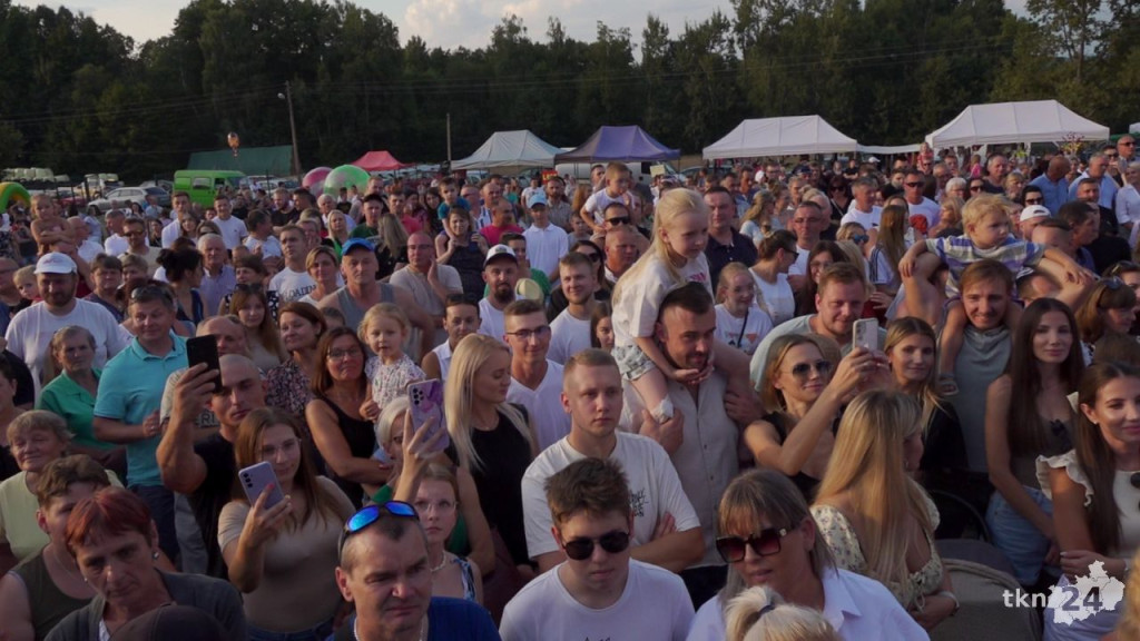 WIDEO: Dożynki w Słupi Koneckiej z koncertem Miłego Pana