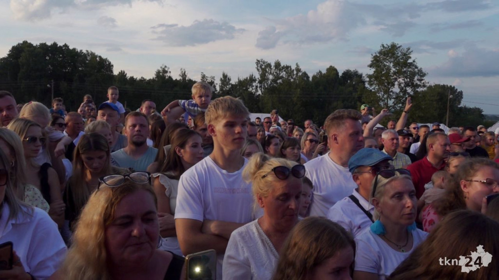 WIDEO: Dożynki w Słupi Koneckiej z koncertem Miłego Pana