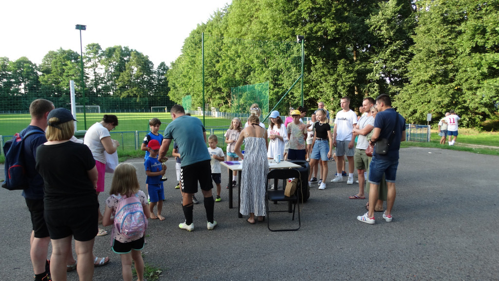 Fałków kontra Przedbórz. Za nami kolejna edycja towarzyskiego meczu [zdjęcia]