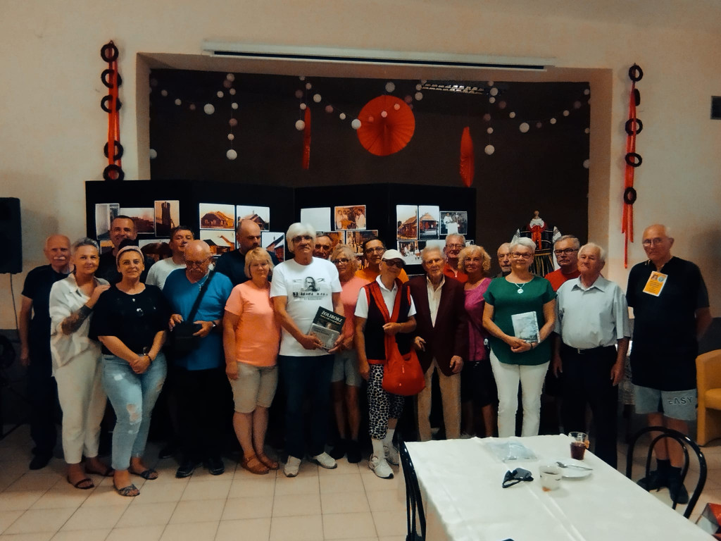 Pielgrzymowali i poznawali historię Konecczyzny [wideo, zdjęcia]