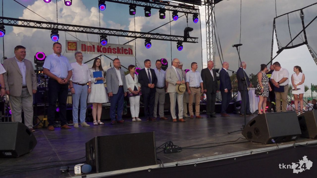 Mnóstwo sportu, pyszne jedzenie i Viki Gabor [Dni Końskich cz.2, wideo i foto]