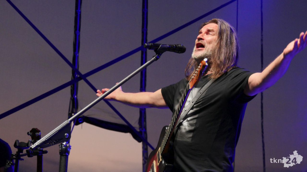 Ray Wilson, lokalne zespoły muzyczne i ogrom zabawy [Dni Końskich cz.3, wideo i foto]