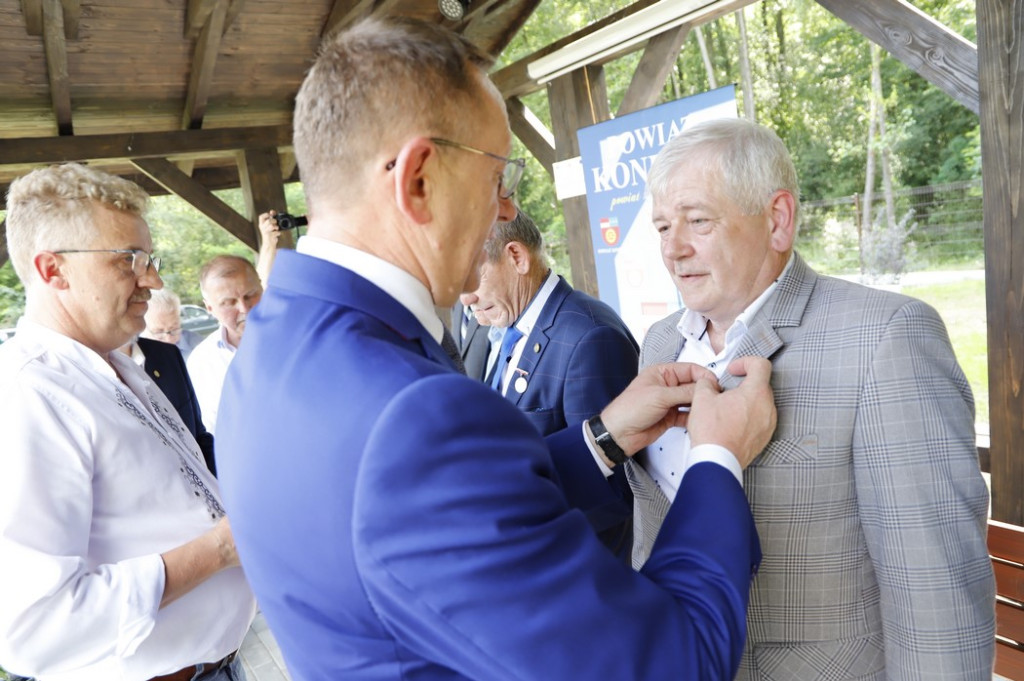 Dzień Pszczoły z medalami i odznakami [zdjęcia]