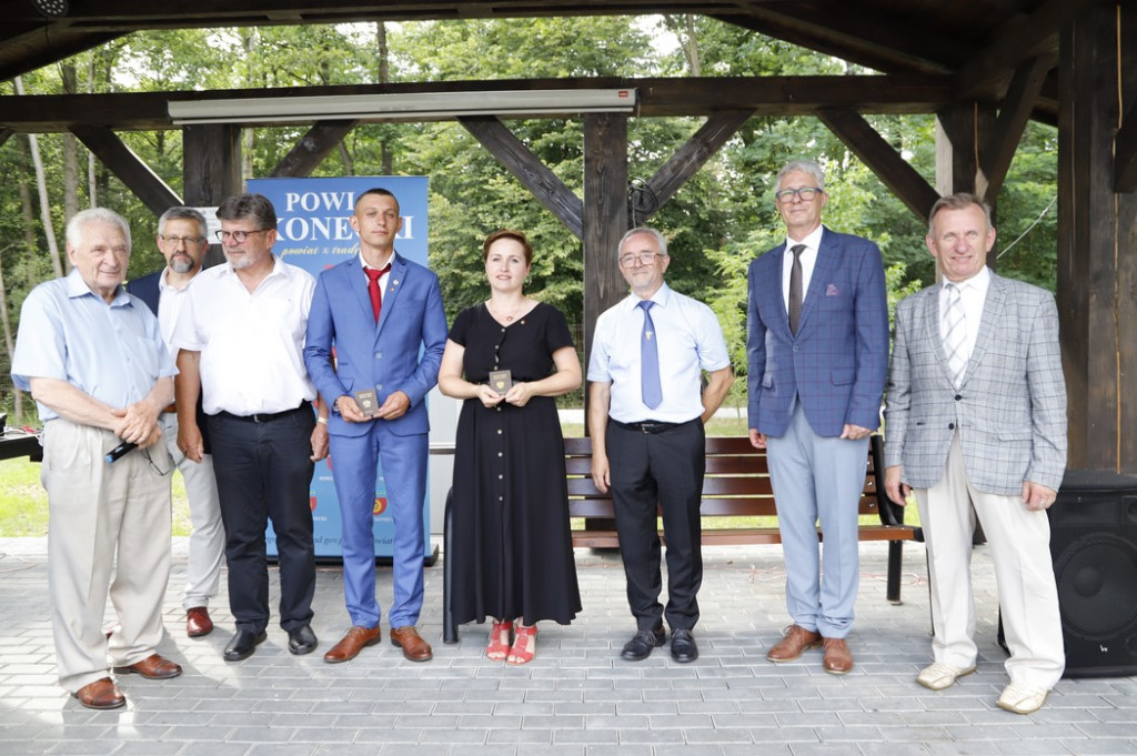 Dzień Pszczoły z medalami i odznakami [zdjęcia]