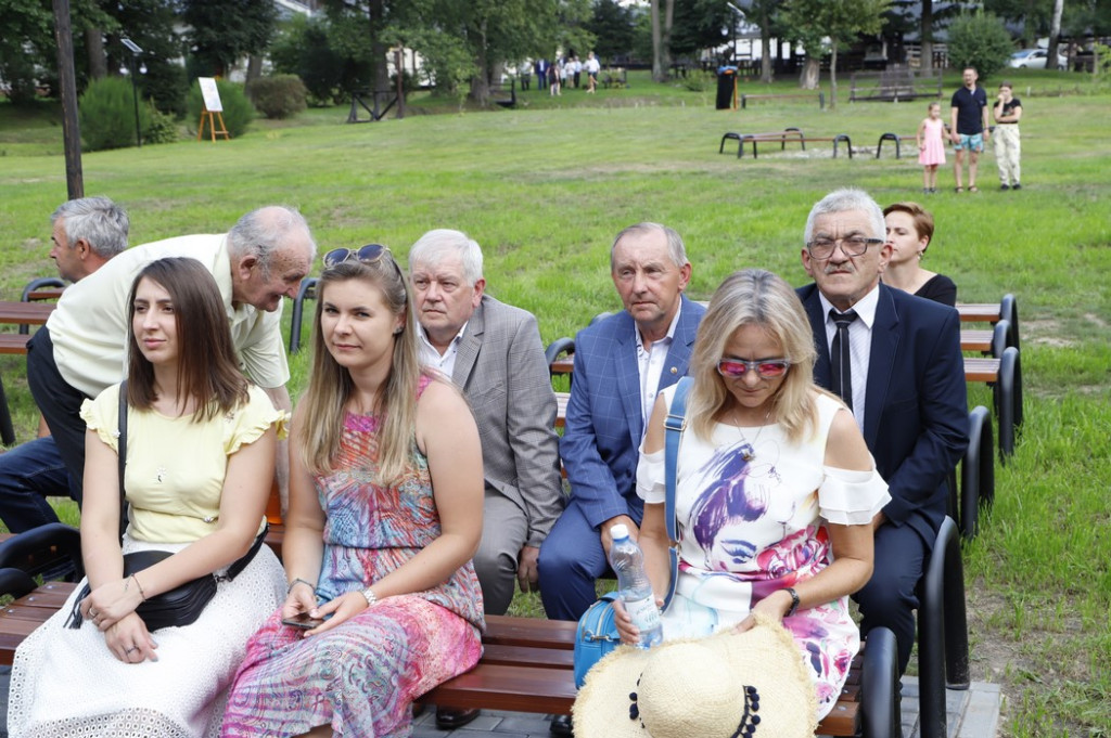 Dzień Pszczoły z medalami i odznakami [zdjęcia]