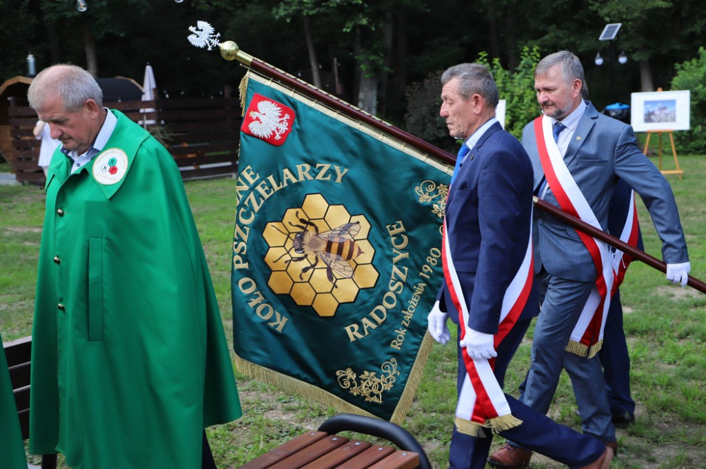 Dzień Pszczoły z medalami i odznakami [zdjęcia]